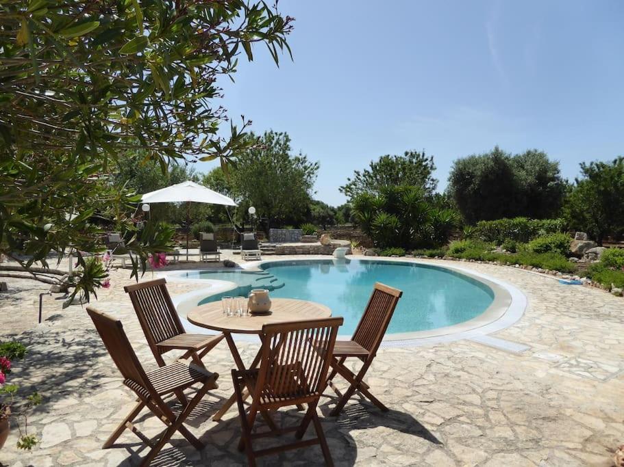 Villa Oleandro, Near Carovigno, Puglia 外观 照片